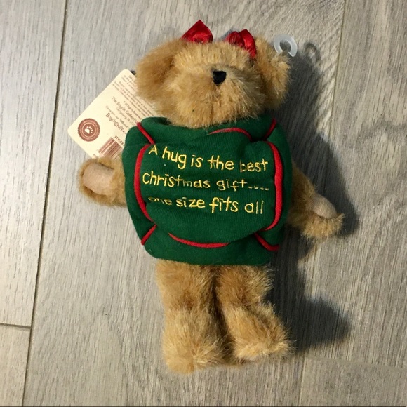 NWT Boyd’s Huggles Plush Bear Hug Christmas Gift - Picture 2 of 6